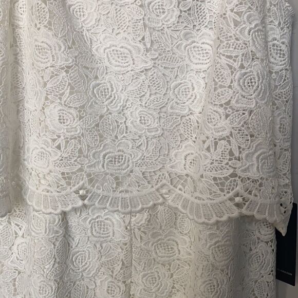 Forever 21 Floral Lace Romper - Picture 2 of 6